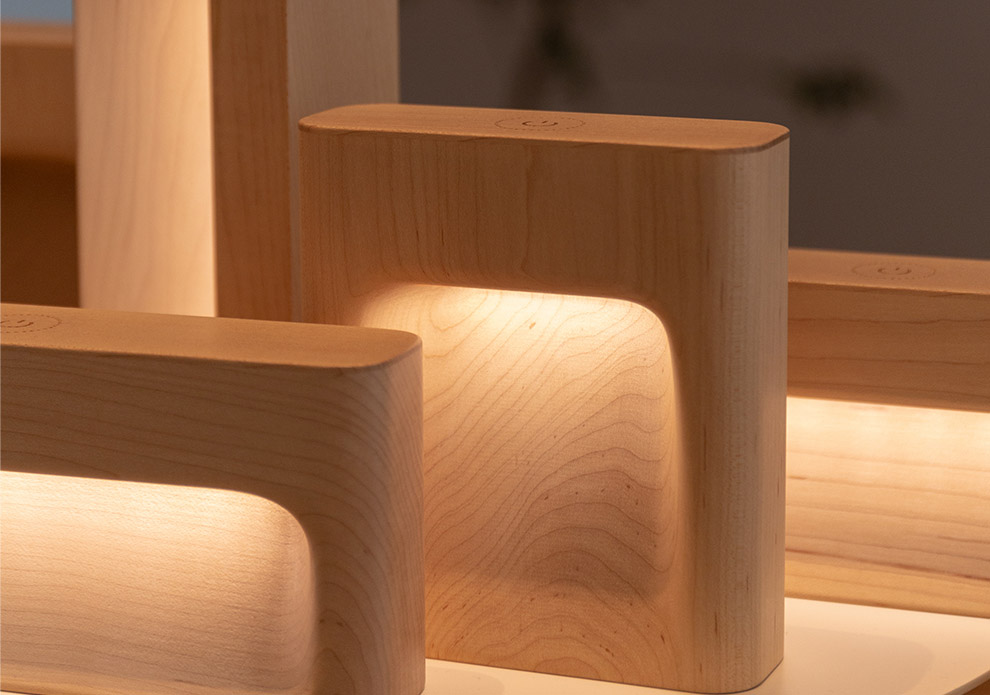 本来设计荣获2024金斧奖智能家具铜奖 ｜Moonlight