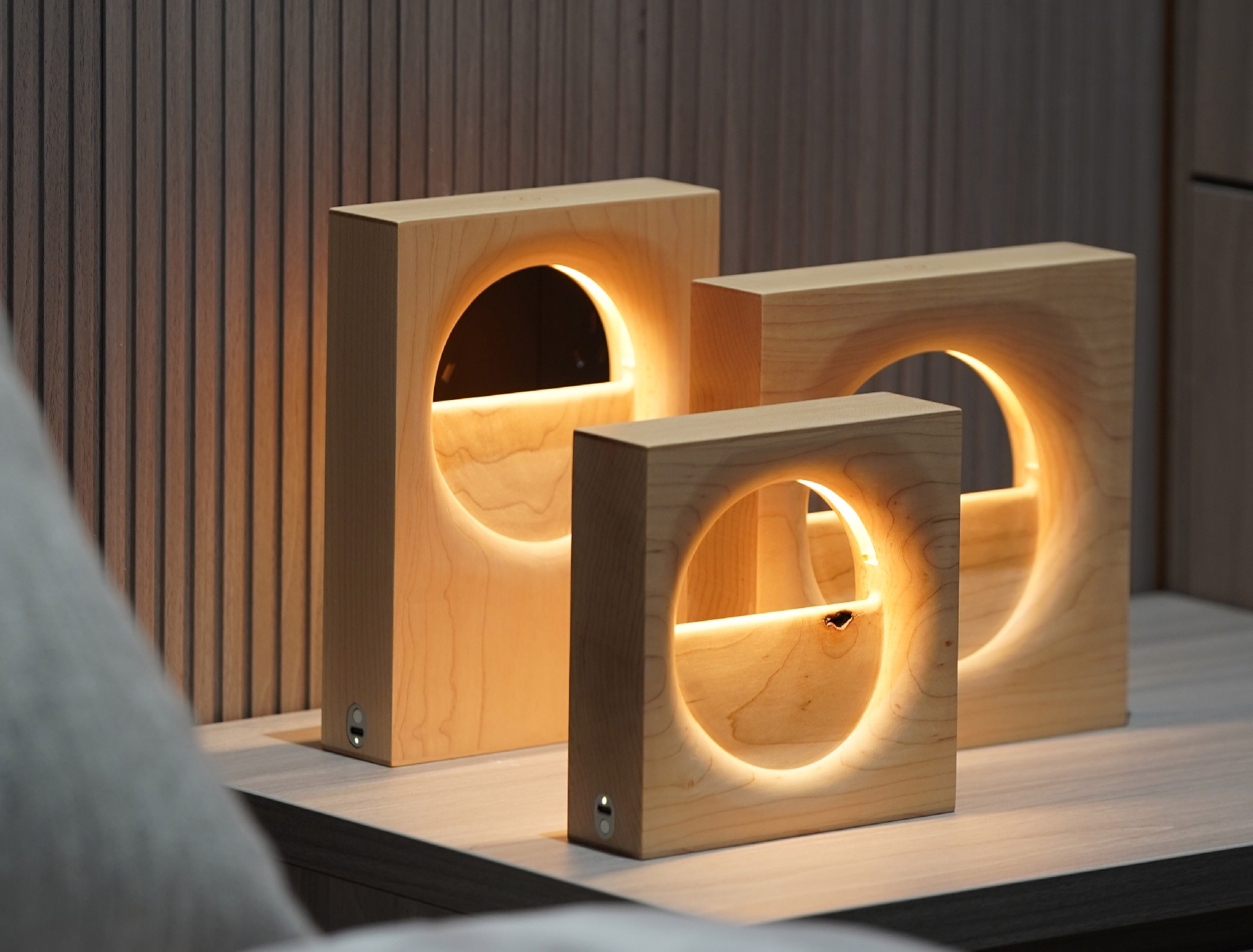 half moon lamp4.jpg